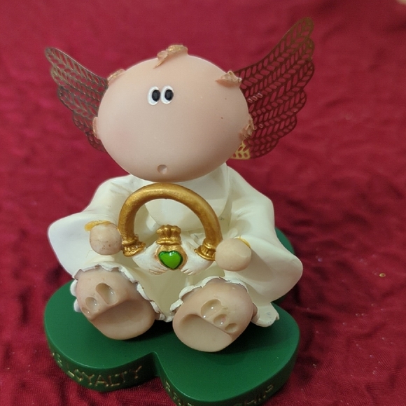 Angel Figurine with Gold Wings and Green Base - Picture 1 of 7